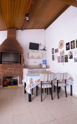 Casa à venda com 190m², 4 quartos e 3 vagaschurrasqueira