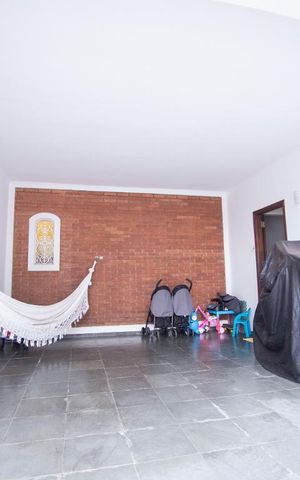 Casa à venda com 190m², 4 quartos e 3 vagasgaragem