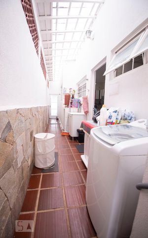 Casa à venda com 190m², 4 quartos e 3 vagaslavanderia