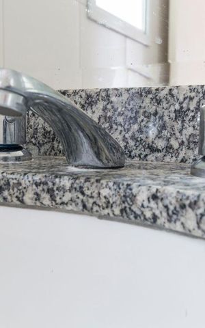 Apartamento à venda com 68m², 2 quartos e 2 vagasSuíte - Quarto 2
