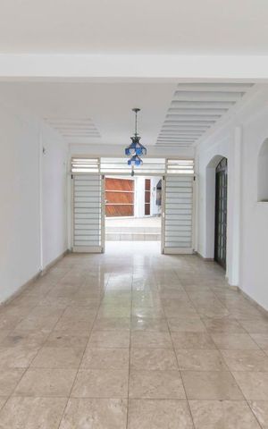 Casa à venda com 400m², 3 quartos e 4 vagasEntrada