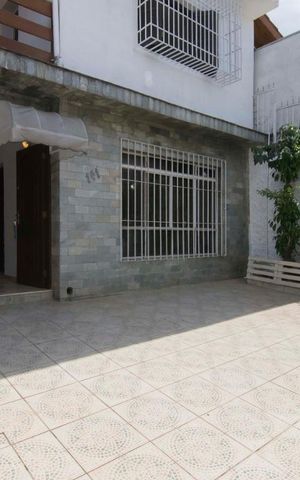Casa à venda com 400m², 3 quartos e 4 vagasEntrada 1