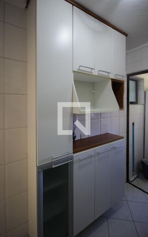 Apartamento para alugar com 55m², 2 quartos e 1 vaga Apartamento para alugar com 55m², 2 quartos e 1 vagaCozinha