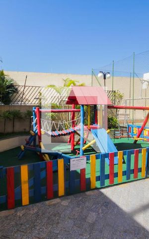 Apartamento para alugar com 55m², 2 quartos e 1 vaga Apartamento para alugar com 55m², 2 quartos e 1 vagaPlayground