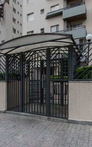 Apartamento para alugar com 164m², 3 quartos e 3 vagasFachada