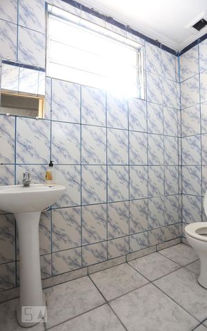 Casa à venda com 174m², 4 quartos e 1 vagaLavabo