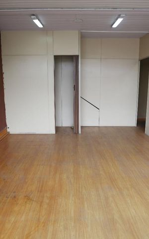 Casa à venda com 174m², 4 quartos e 1 vagaGaragem