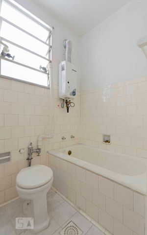 Apartamento à venda com 62m², 2 quartos e sem vagaBanheiro
