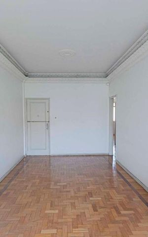 Apartamento à venda com 62m², 2 quartos e sem vagaSala