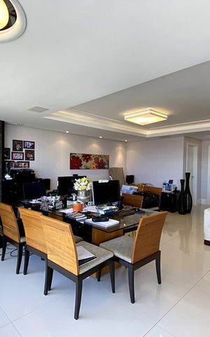 Apartamento à venda com 194m², 3 quartos e 4 vagasSala de Jantar