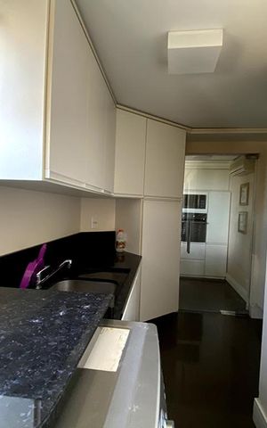 Apartamento à venda com 194m², 3 quartos e 4 vagasCozinha