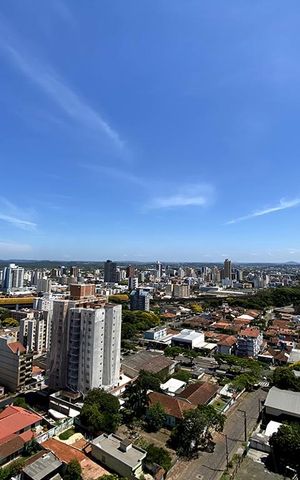 Apartamento à venda com 194m², 3 quartos e 4 vagasVista