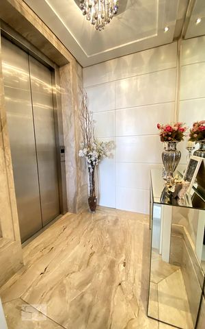 Apartamento à venda com 194m², 3 quartos e 4 vagasHall de Entrada