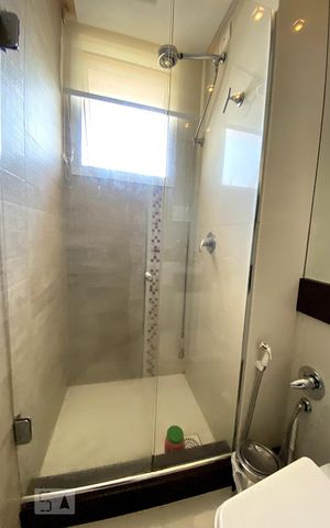 Apartamento à venda com 194m², 3 quartos e 4 vagasBanheiro 1 suíte