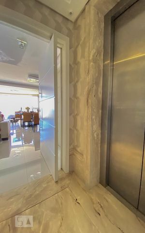 Apartamento à venda com 194m², 3 quartos e 4 vagasHall de Entrada