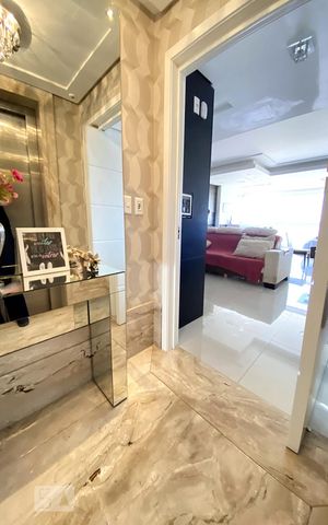 Apartamento à venda com 194m², 3 quartos e 4 vagasHall de Entrada