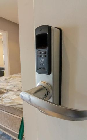Studio à venda com 30m², 1 quarto e 1 vagaFechadura Eletrônica