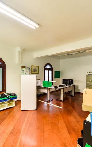 Casa para alugar com 650m², 4 quartos e 6 vagas Casa para alugar com 650m², 4 quartos e 6 vagasQuarto Reversível 2