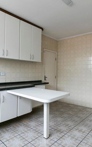 Casa à venda com 200m², 3 quartos e 5 vagasCozinha