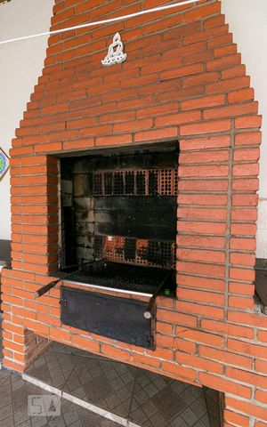Casa à venda com 200m², 3 quartos e 5 vagasQuintal / Churrasqueira