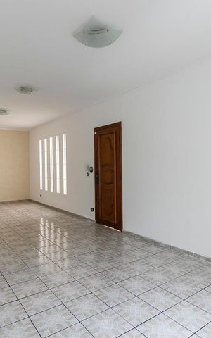 Casa à venda com 200m², 3 quartos e 5 vagasSala