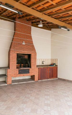 Casa à venda com 200m², 3 quartos e 5 vagasQuintal / Churrasqueira