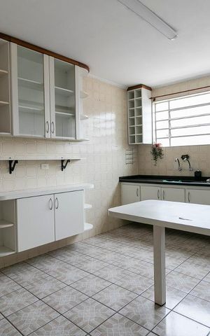 Casa à venda com 200m², 3 quartos e 5 vagasCozinha