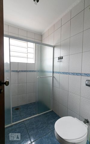 Casa à venda com 200m², 3 quartos e 5 vagasBanheiro 2