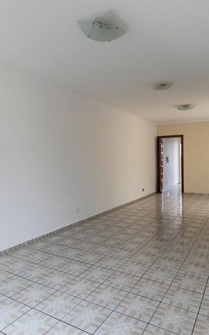 Casa à venda com 200m², 3 quartos e 5 vagasSala