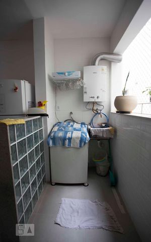 Apartamento à venda com 72m², 2 quartos e 1 vagaárea de serviço