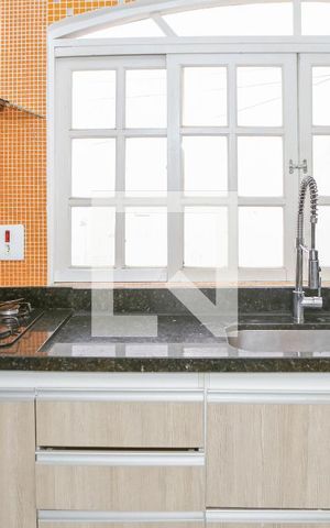 Casa à venda com 390m², 3 quartos e 3 vagas Casa à venda com 390m², 3 quartos e 3 vagasCozinha