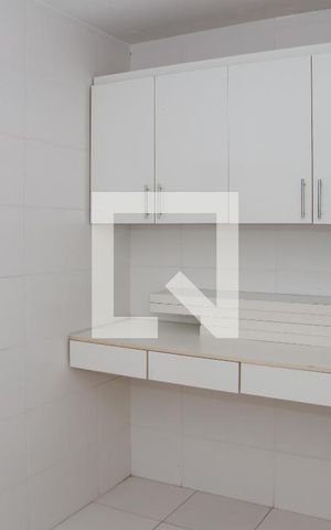 Casa à venda com 390m², 3 quartos e 3 vagas Casa à venda com 390m², 3 quartos e 3 vagasÁrea de Serviço