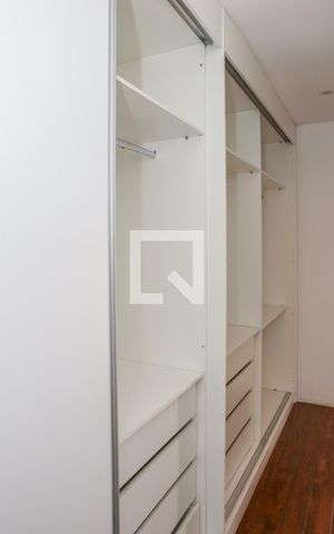 Casa à venda com 390m², 3 quartos e 3 vagas Casa à venda com 390m², 3 quartos e 3 vagasSuíte 1