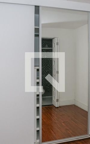 Casa à venda com 390m², 3 quartos e 3 vagas Casa à venda com 390m², 3 quartos e 3 vagasSuíte 3
