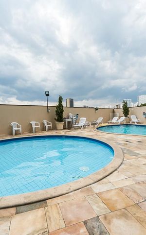 Apartamento à venda com 65m², 3 quartos e 1 vaga Apartamento à venda com 65m², 3 quartos e 1 vagaPiscina