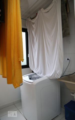 Apartamento à venda com 74m², 2 quartos e 1 vagaÁrea de Serviço
