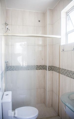 Apartamento à venda com 90m², 2 quartos e sem vaga Apartamento à venda com 90m², 2 quartos e sem vagaBanheiro da Suíte 1