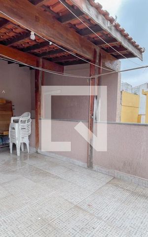 Casa à venda com 135m², 3 quartos e 2 vagas Casa à venda com 135m², 3 quartos e 2 vagasÁrea - Churrasqueira