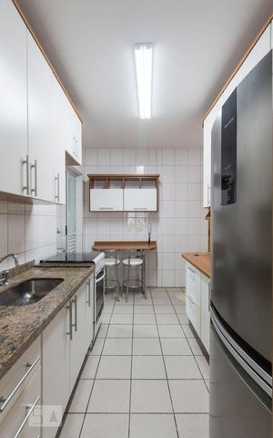 Apartamento à venda com 90m², 3 quartos e 2 vagasCozinha