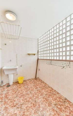 Apartamento para alugar com 130m², 3 quartos e 1 vaga Apartamento para alugar com 130m², 3 quartos e 1 vagaÁrea de Serviço