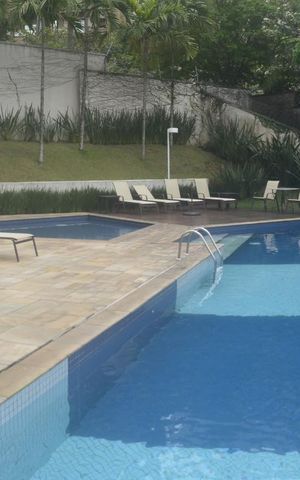 Apartamento à venda com 211m², 3 quartos e 3 vagasPiscina