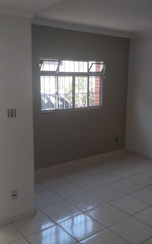 Casa à venda com 130m², 2 quartos e sem vaga Casa à venda com 130m², 2 quartos e sem vagaSala