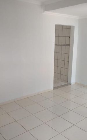 Casa à venda com 130m², 2 quartos e sem vaga Casa à venda com 130m², 2 quartos e sem vagaSala