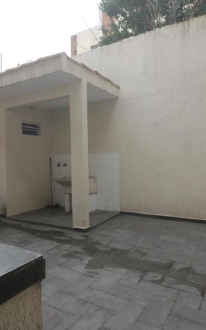 Casa para alugar com 121m², 3 quartos e 2 vagasÁrea Externa