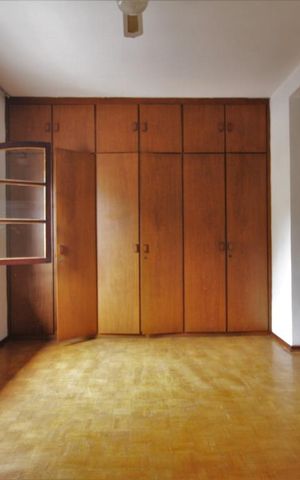 Casa para alugar com 121m², 3 quartos e 2 vagasSuíte