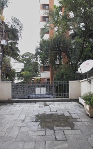 Casa para alugar com 121m², 3 quartos e 2 vagasVaranda