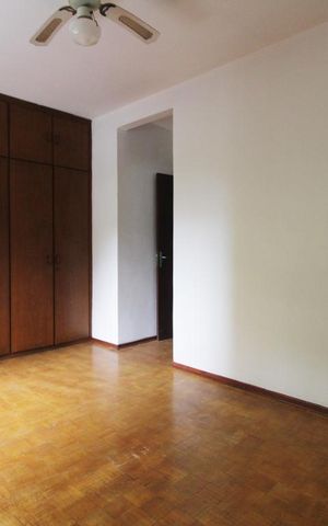 Casa para alugar com 121m², 3 quartos e 2 vagasSuíte