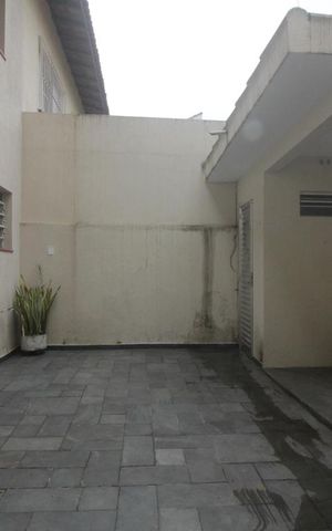 Casa para alugar com 121m², 3 quartos e 2 vagasÁrea Externa