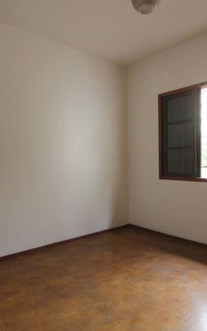 Casa para alugar com 121m², 3 quartos e 2 vagasQuarto 2