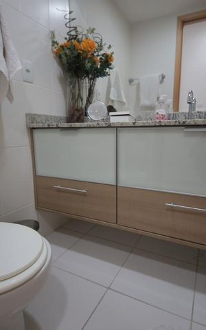 Apartamento à venda com 111m², 2 quartos e 1 vagaBanheiro Social